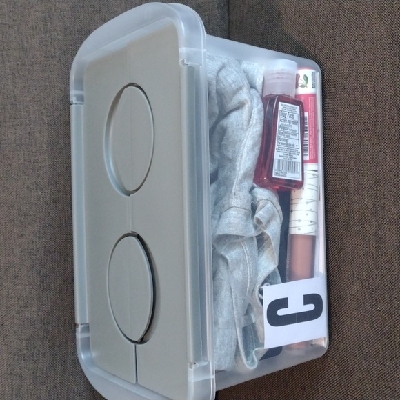 Size Medium bundle Basket with earrings new - Picture 11 of 11